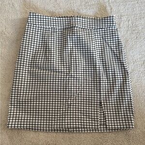 Garage Black and White Pleated Pencil Skirt